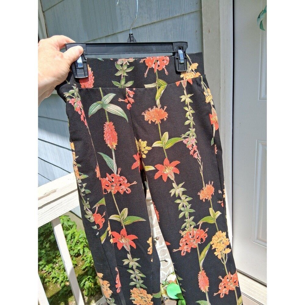 Lark & Grey Leggings Medium Heavy Winter Fabric Black Floral